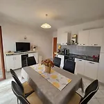 Apartamento Marijica Trogir